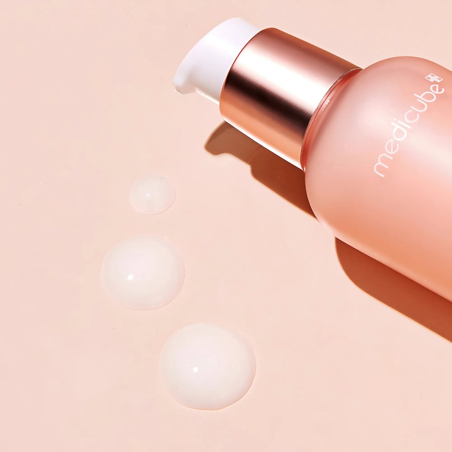 سيروم الكولاجين الثلاثي من ميديكيوب – 55 مل