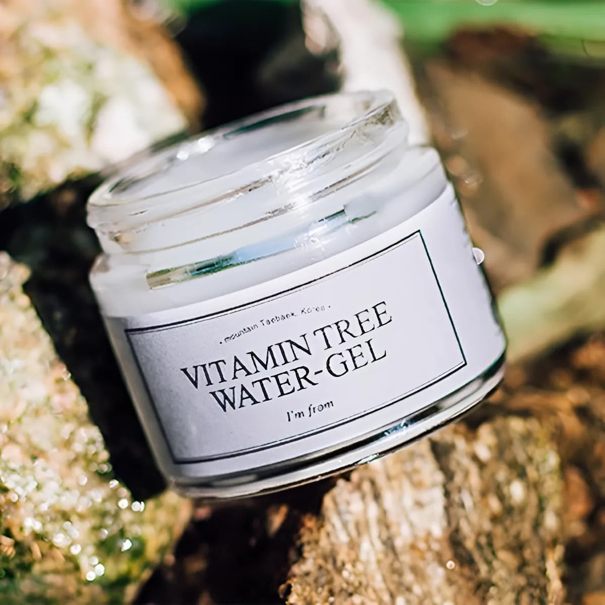 جل الماء من فيتامين تري - ترطيب مفتح ومهدئ