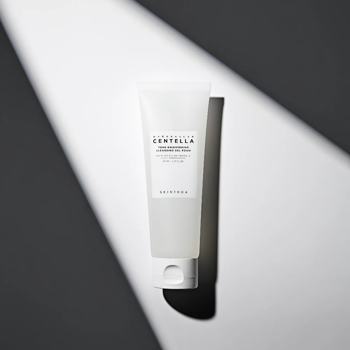 SKIN1004 Madagascar Centella Tone Brightening Cleansing Gel Foam – 125ml